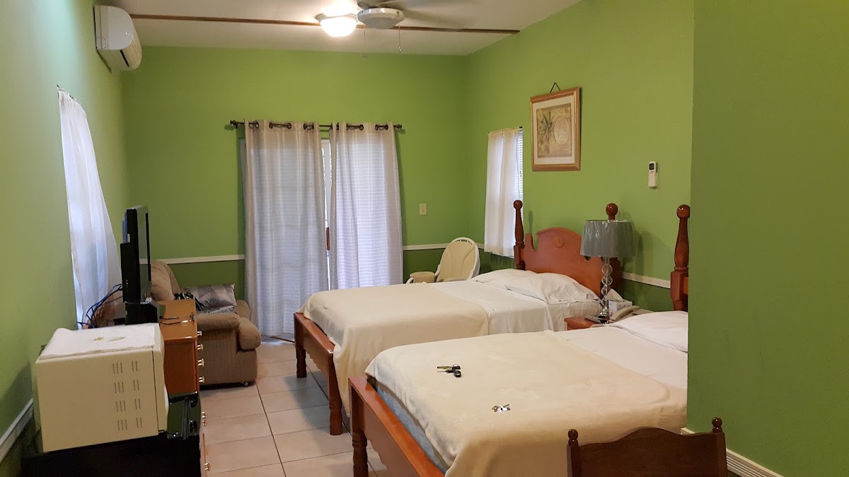 Kenmar Bed & Breakfast gallery 2