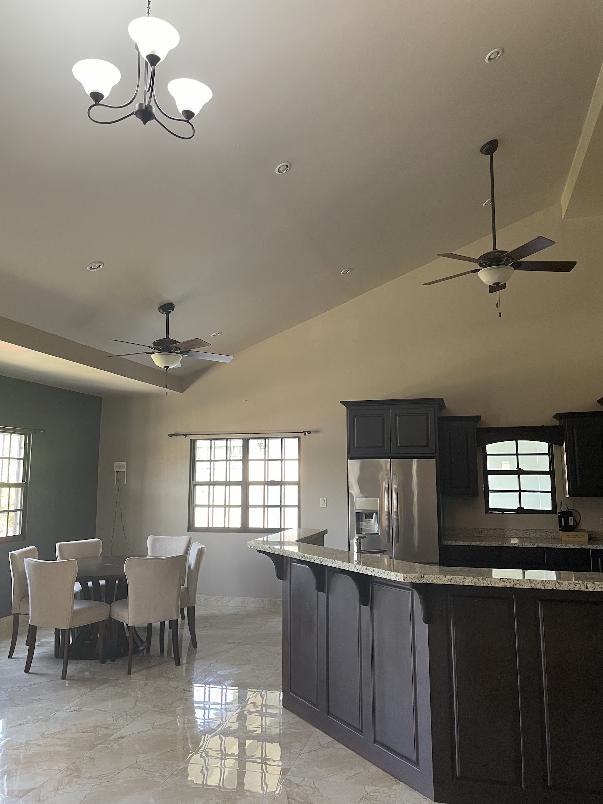 Oakridge Home gallery 6