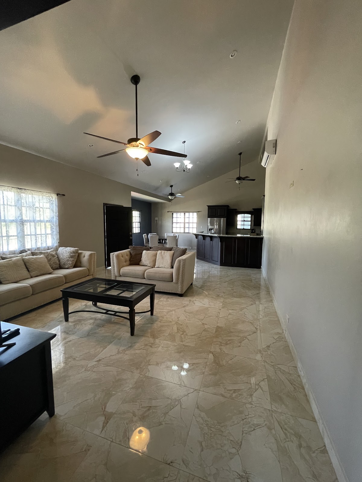 Oakridge Home gallery 7