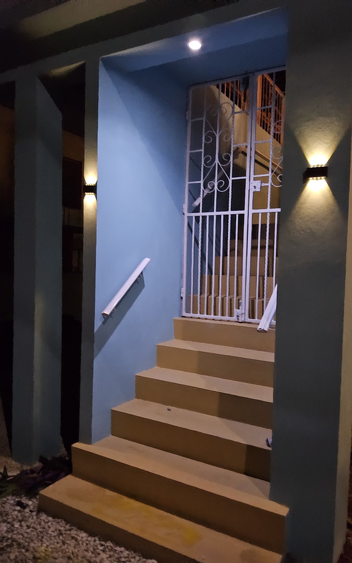 Lizz's Great Escape gallery 7