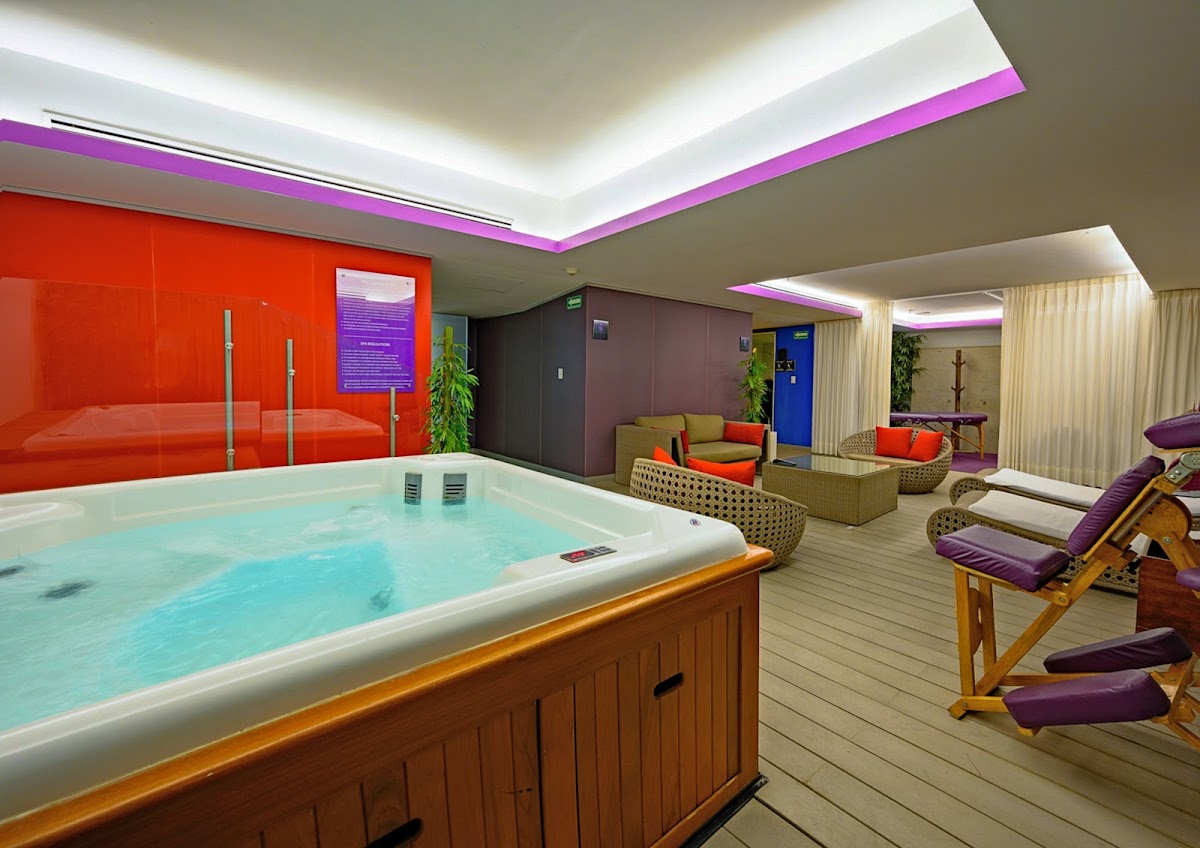 Las Suites Campos Eliseos gallery 6