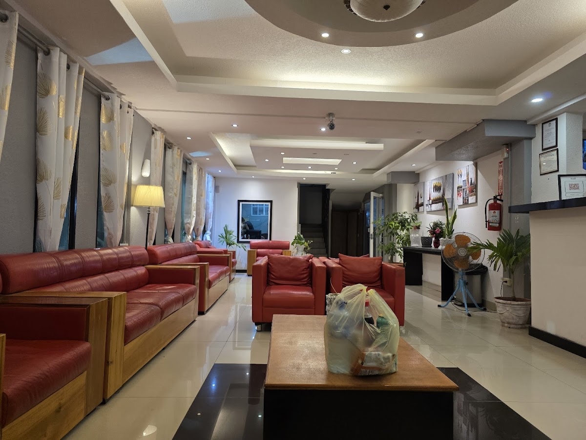 Golden Tree Hotel gallery 5