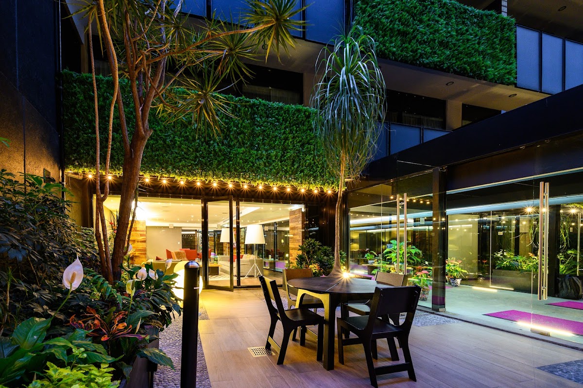 Las Suites Campos Eliseos gallery 9
