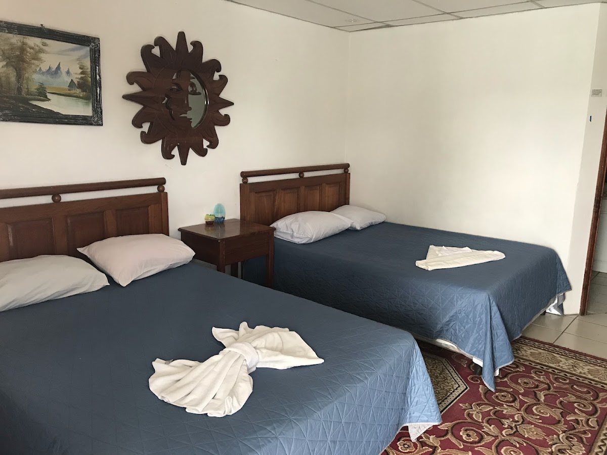Charlton's Inn gallery 2