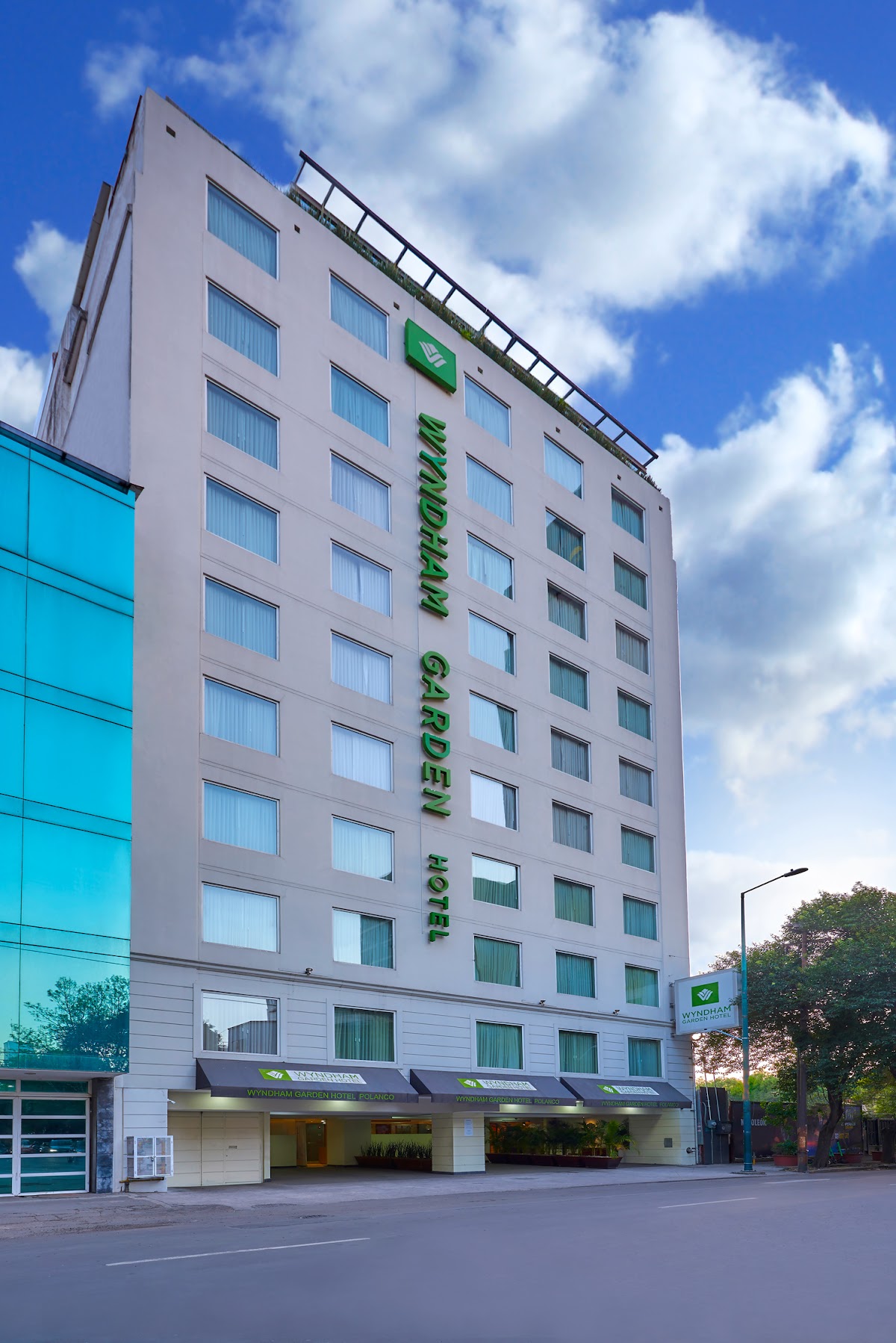 Wyndham Garden Mexico City Polanco cover