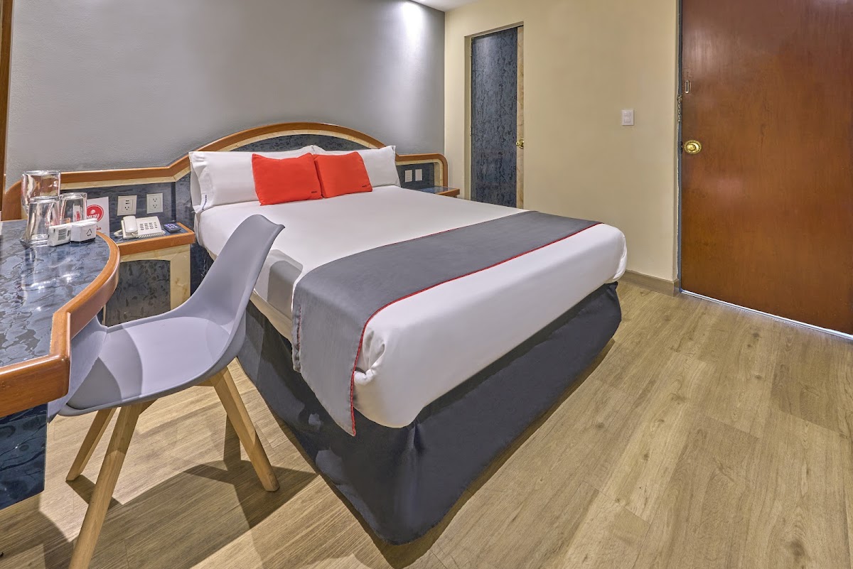Hotel Monarca gallery 2