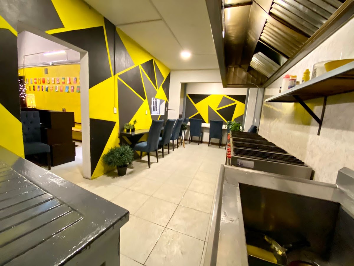 Roomies Hostel - Parque México gallery 5