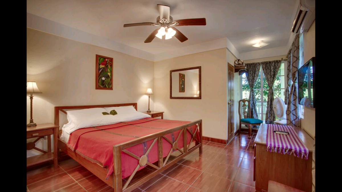 Midas Belize gallery 2