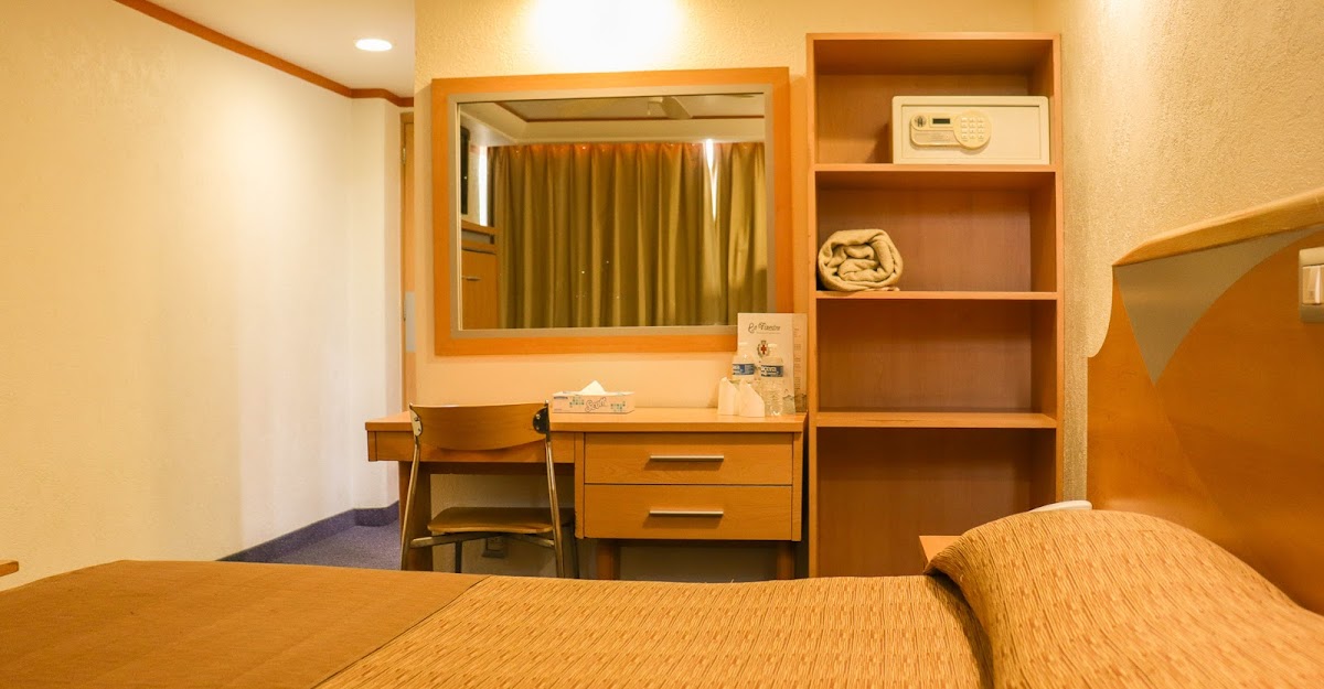 Hotel Milán CDMX gallery 6