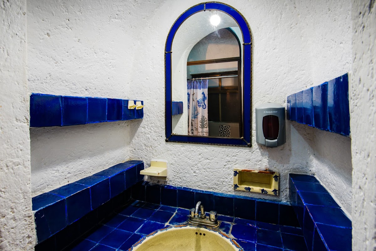 Hostel Mexico DF Airport gallery 4