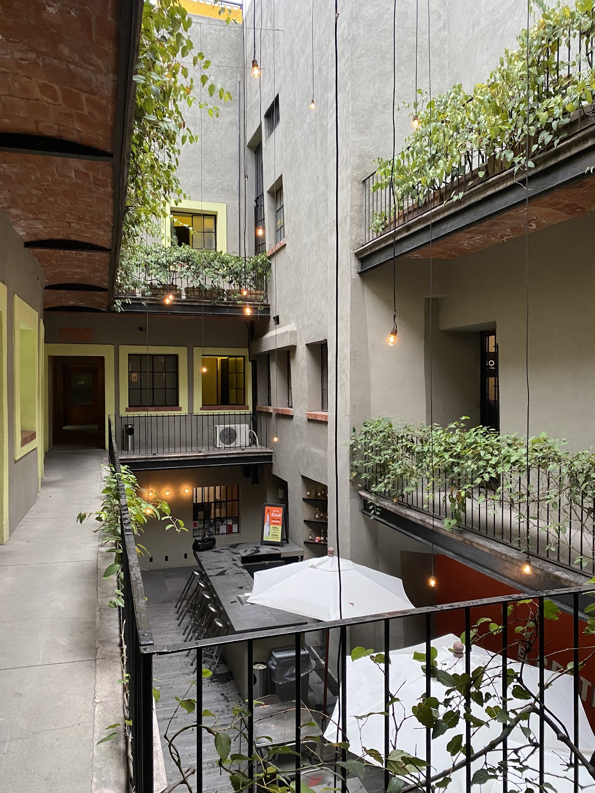 Downtown Beds Hostel gallery 3