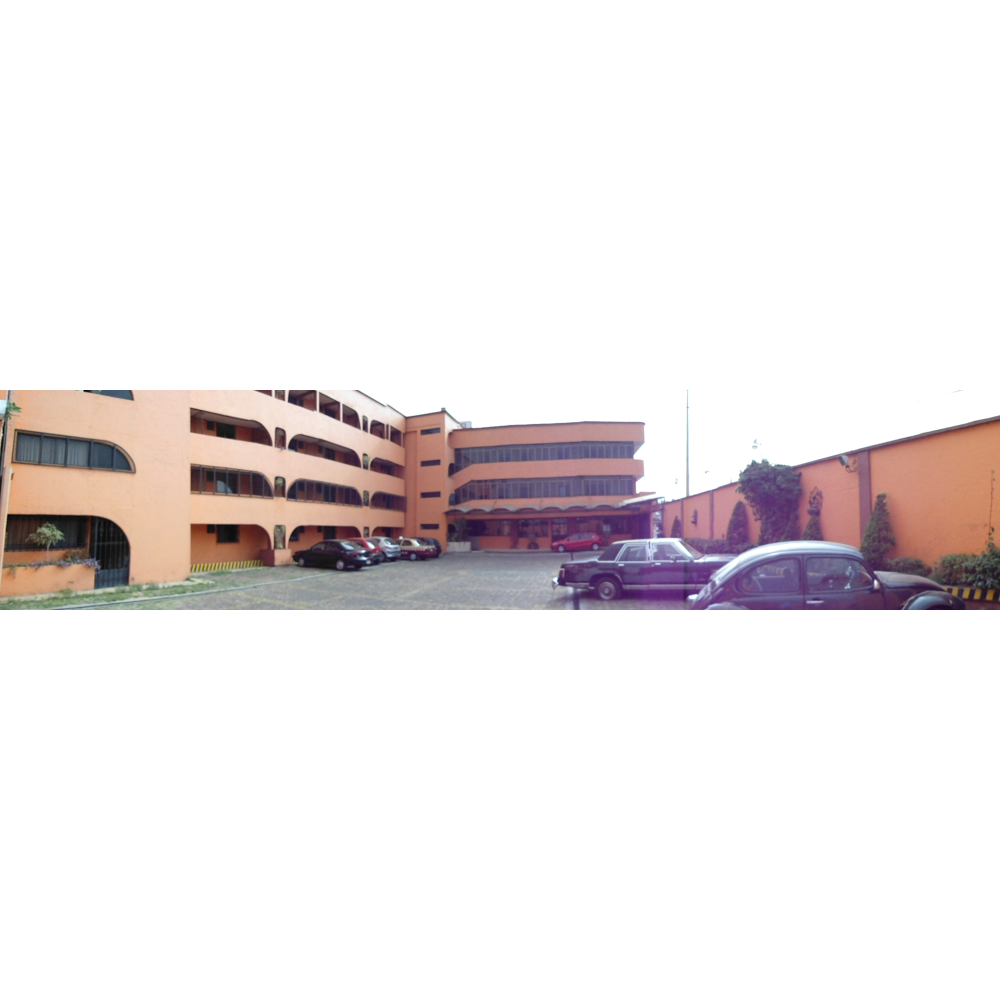 Plaza Las Torres gallery 3
