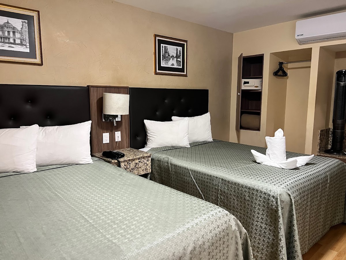 Hotel Castropol gallery 2