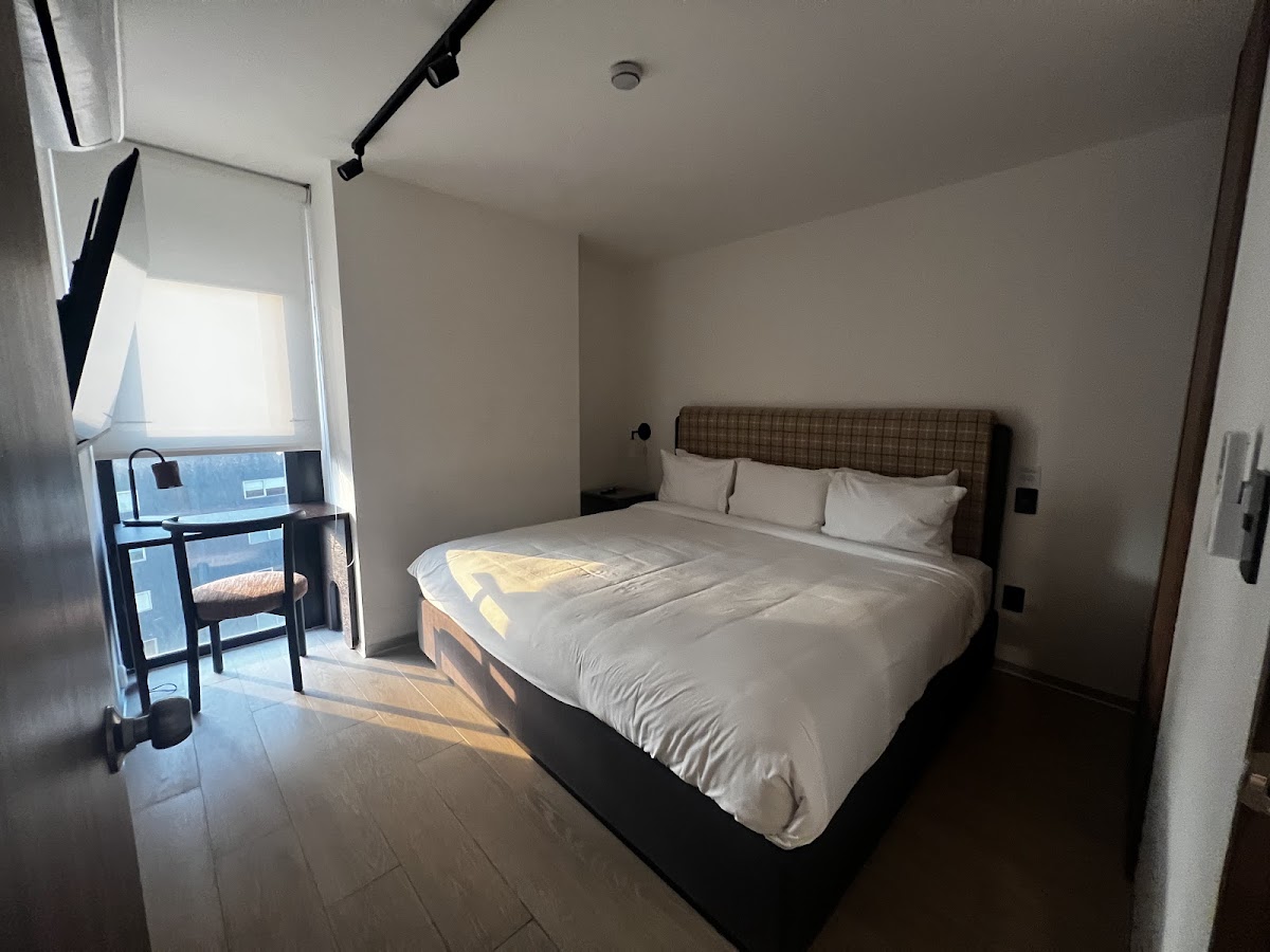 Airbnb gallery 5