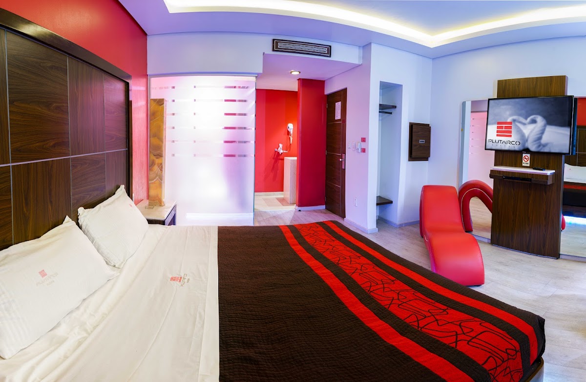 Plutarco Motel Suites gallery 4