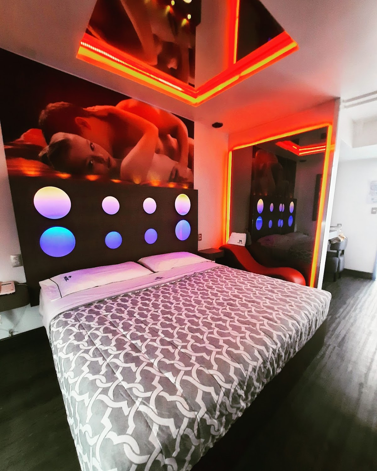 Hotel Muy gallery 2