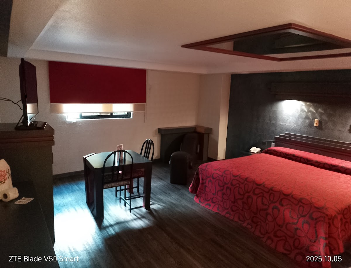 Hotel La Rosa gallery 3