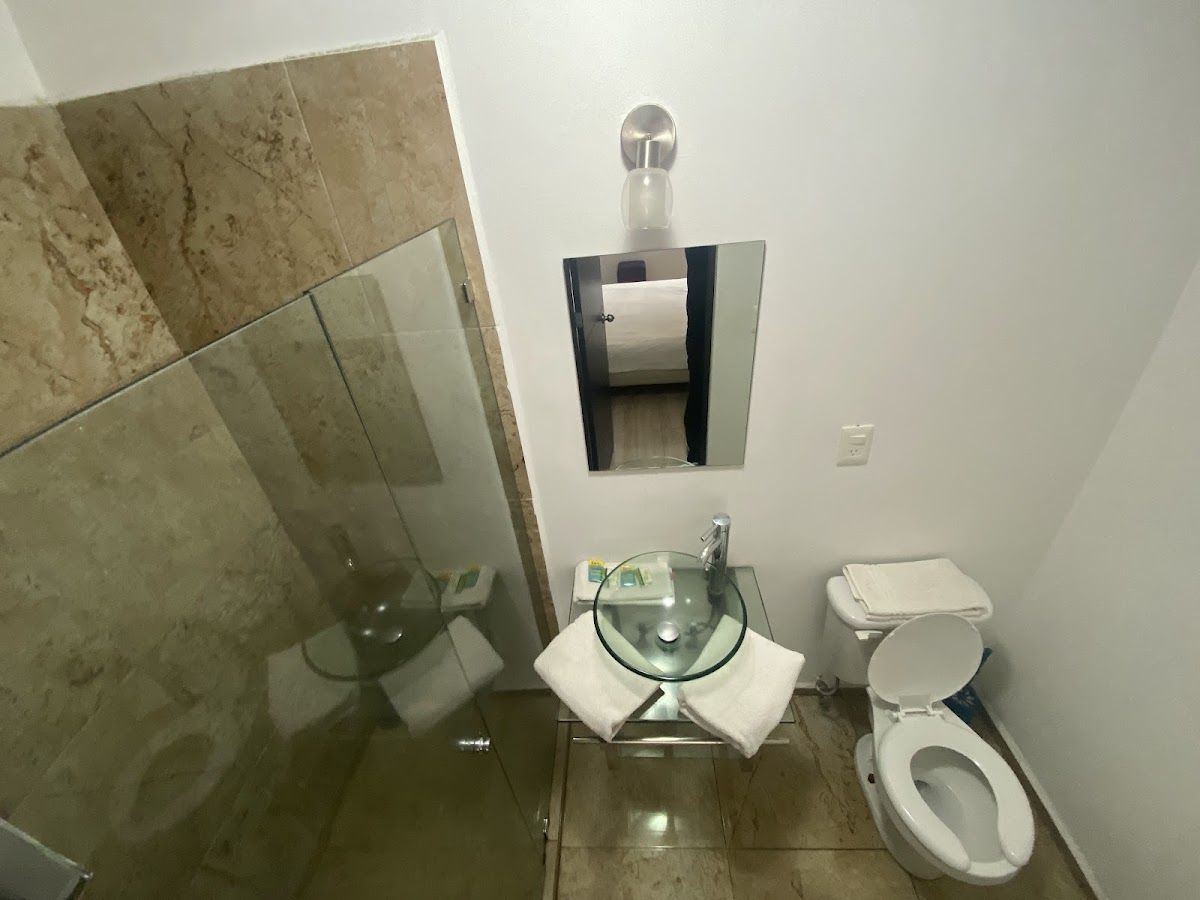 Condesa 185 gallery 6