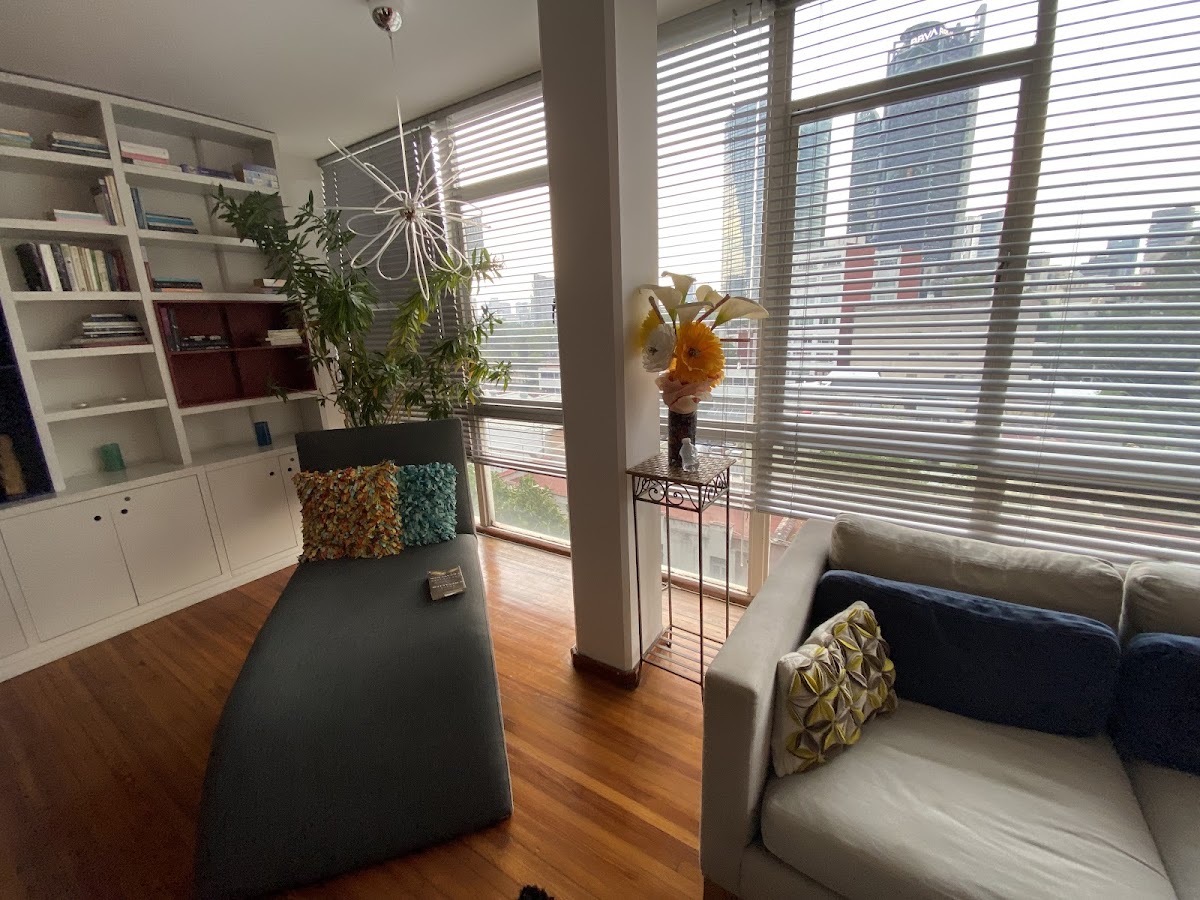 TINA Apartment by Don Jacinto gallery 2