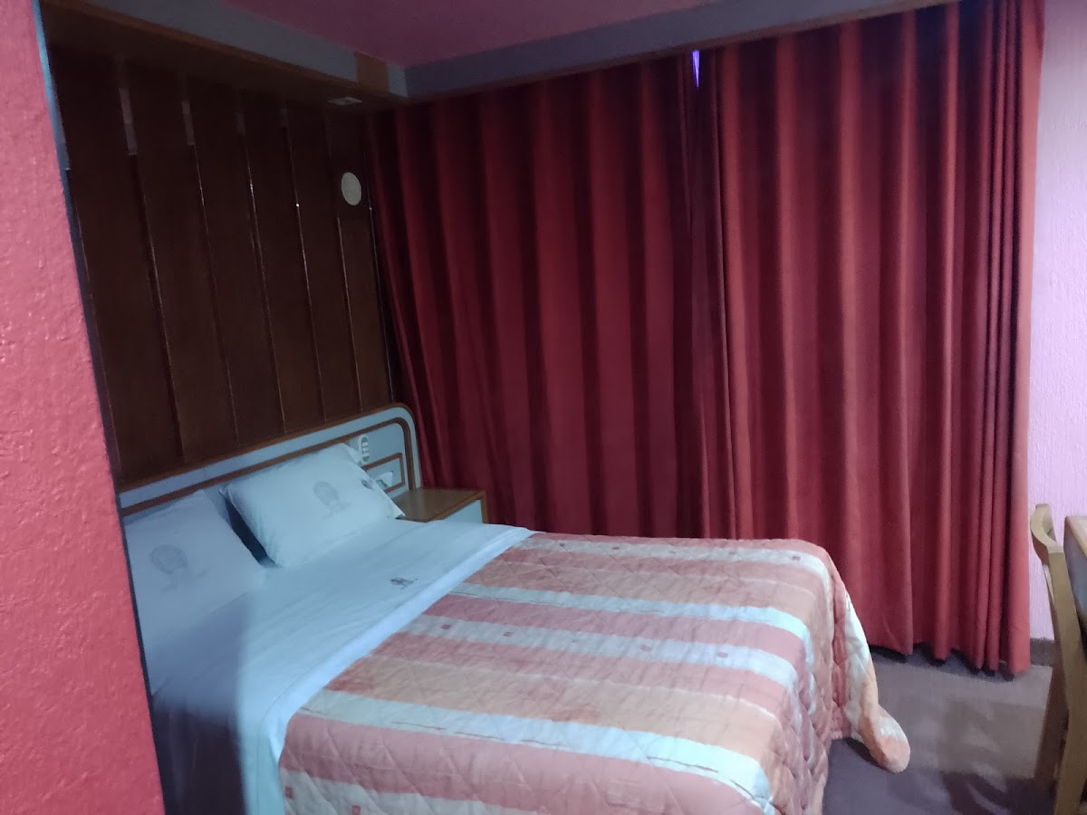 Hotel Hipódromo gallery 3