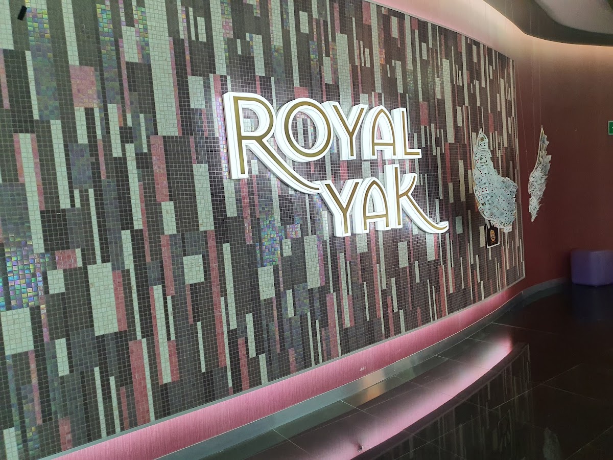 Royal Yak Hippodrome of the Americas gallery 8