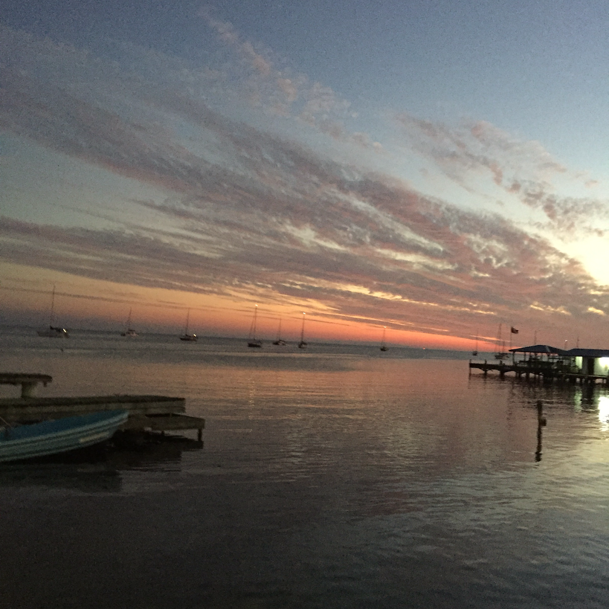 Harry's Cozy Cabanas gallery 8