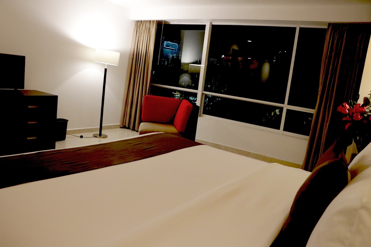 Hotel & Suites PF gallery 7