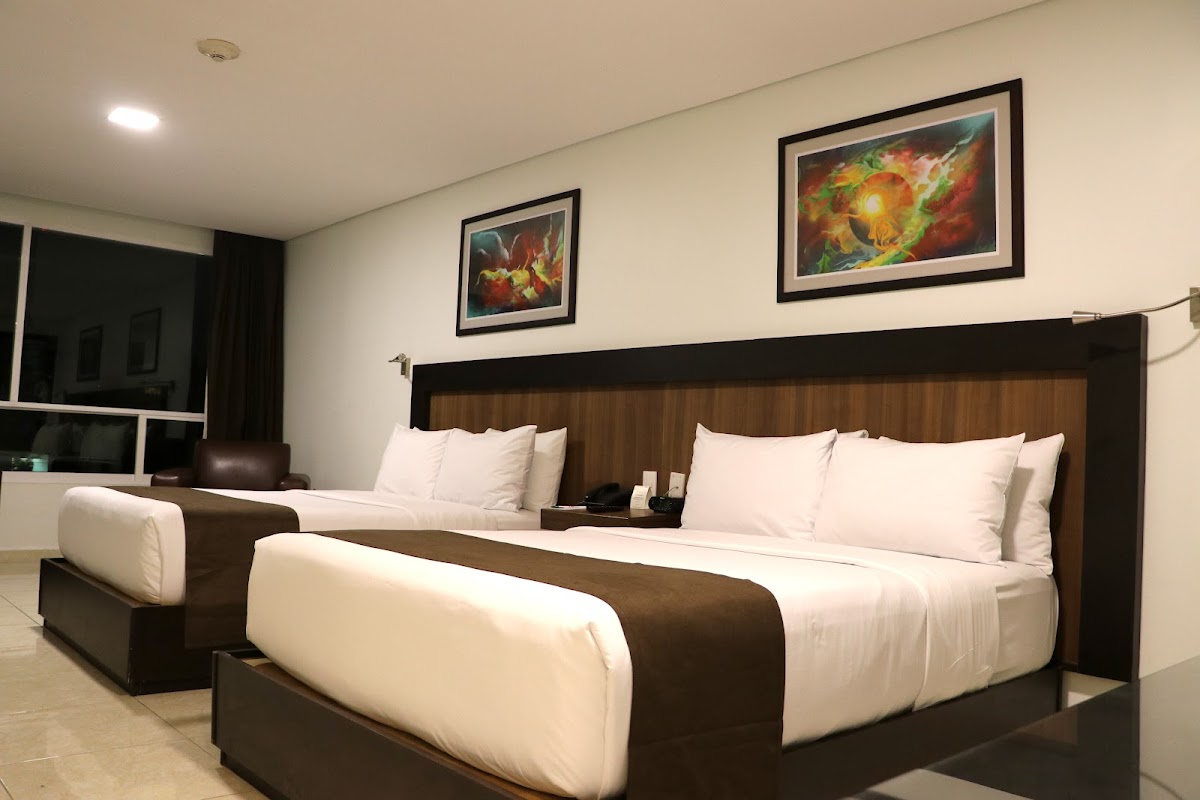 Hotel & Suites PF gallery 9
