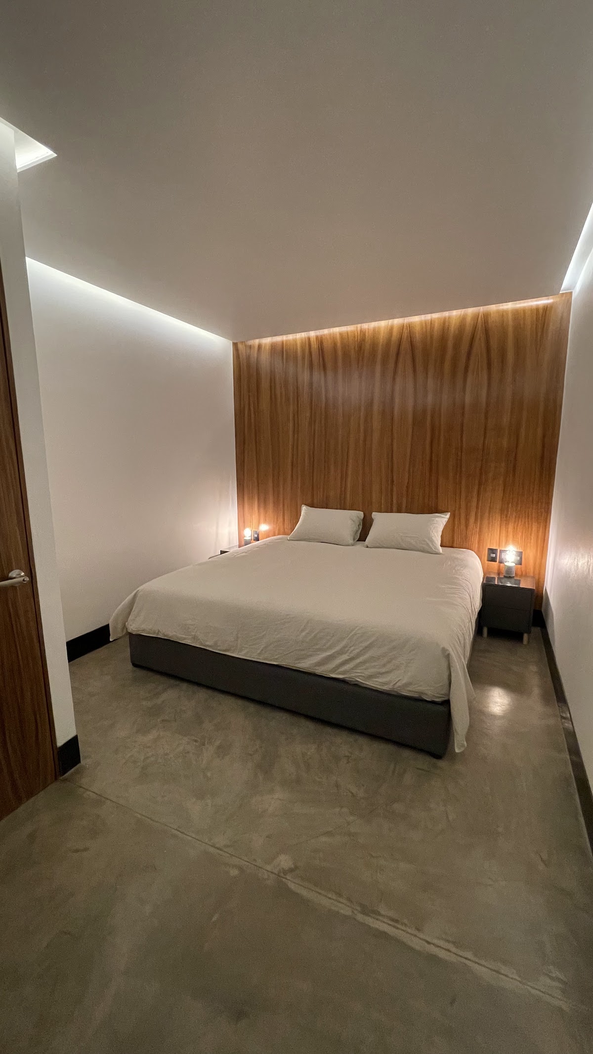 ZIELO RENTALS/LONDRES gallery 2