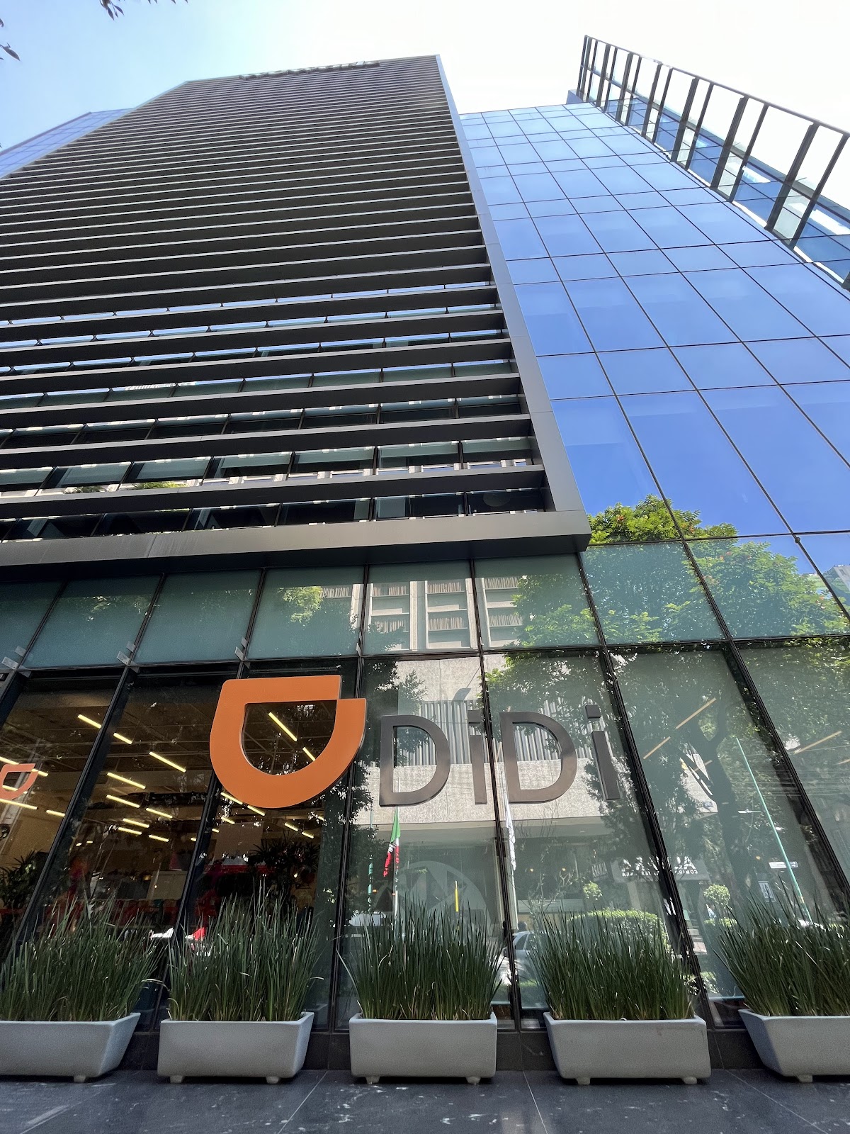 WeWork Espacio de Oficinas & Coworking gallery 8