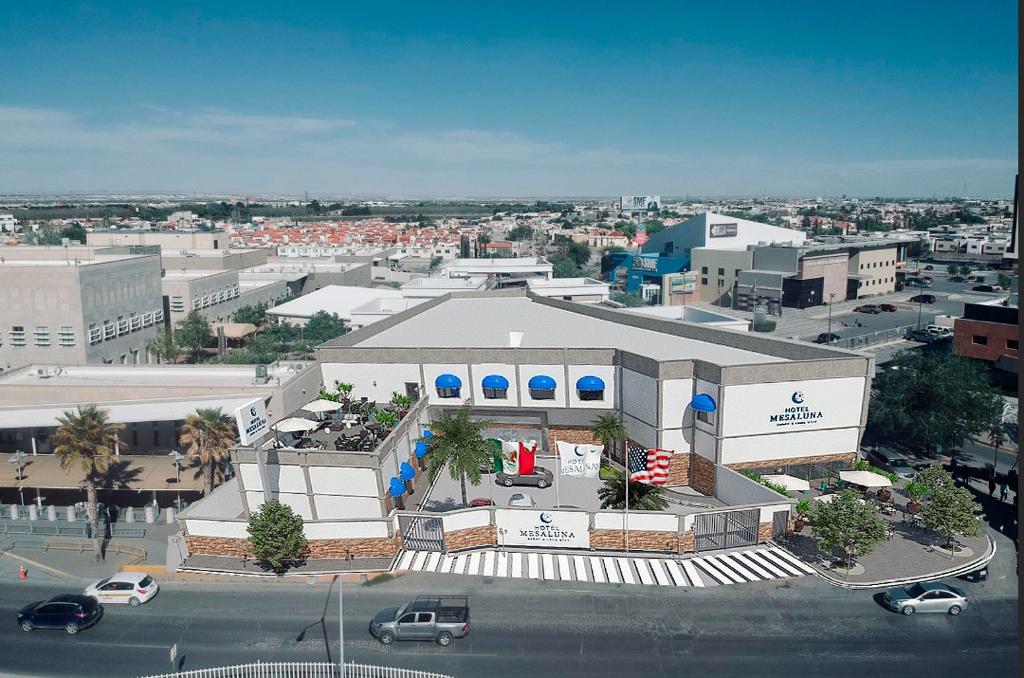 Hotel Mesaluna Short & Long Stay cover