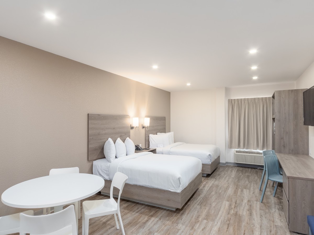 Hotel Mesaluna Short & Long Stay gallery 3
