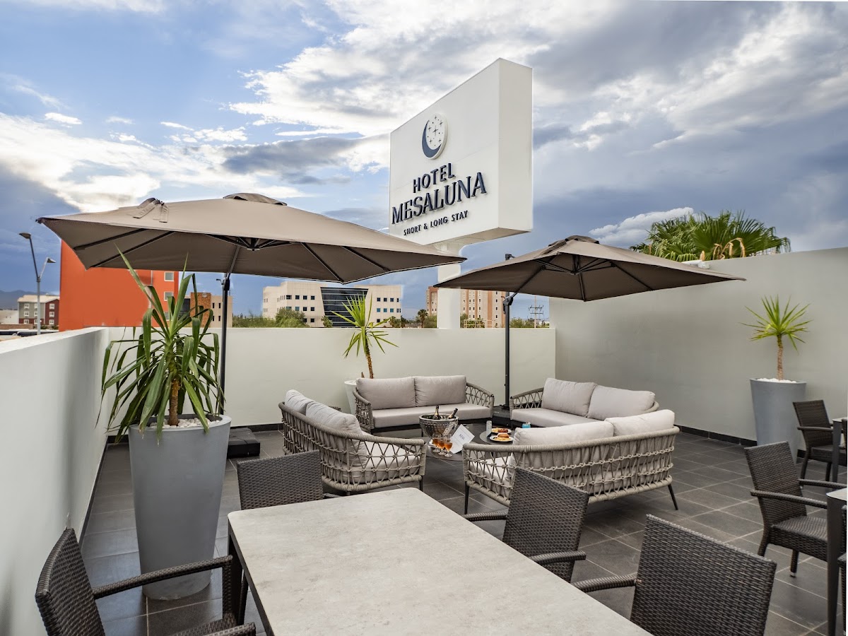 Hotel Mesaluna Short & Long Stay gallery 6