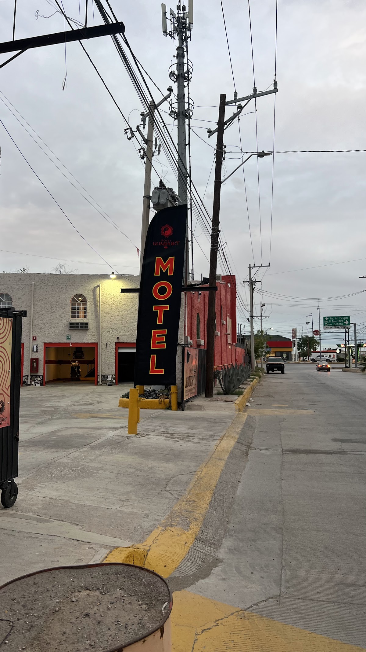 Komfort Motel cover
