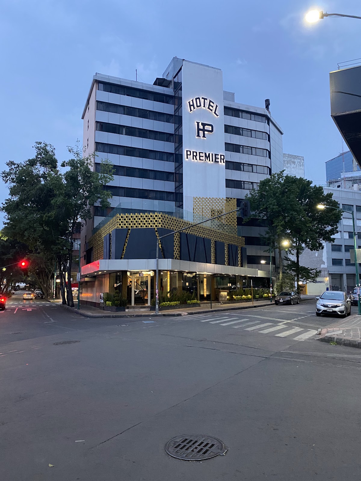 Hotel Premier gallery 3