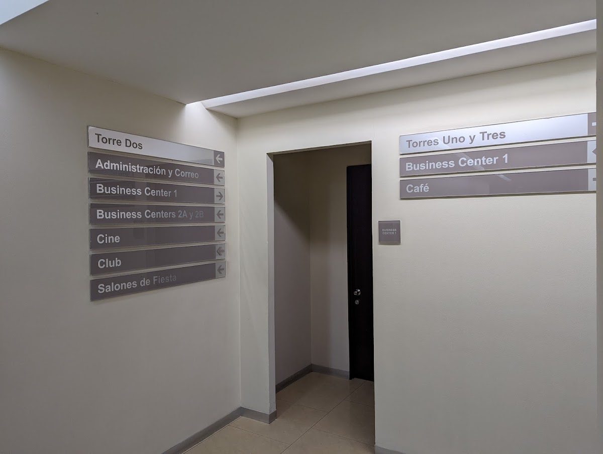 Puerta Alameda Lobby 2 gallery 5