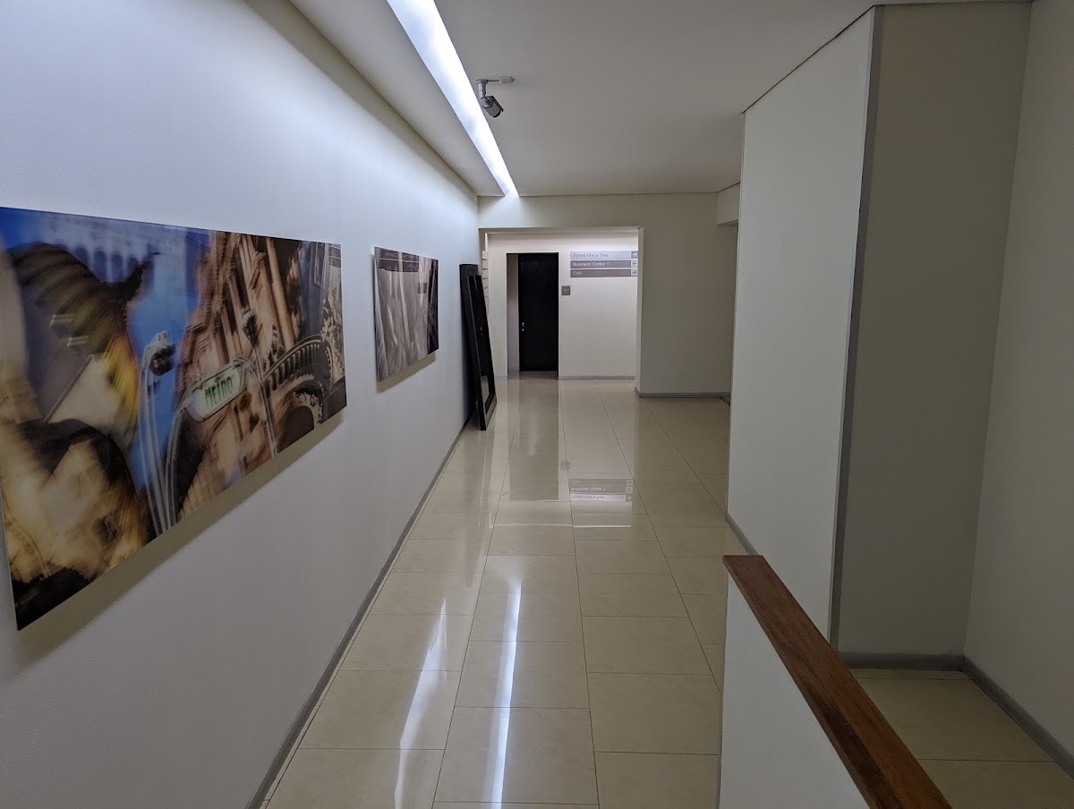 Puerta Alameda Lobby 2 gallery 9
