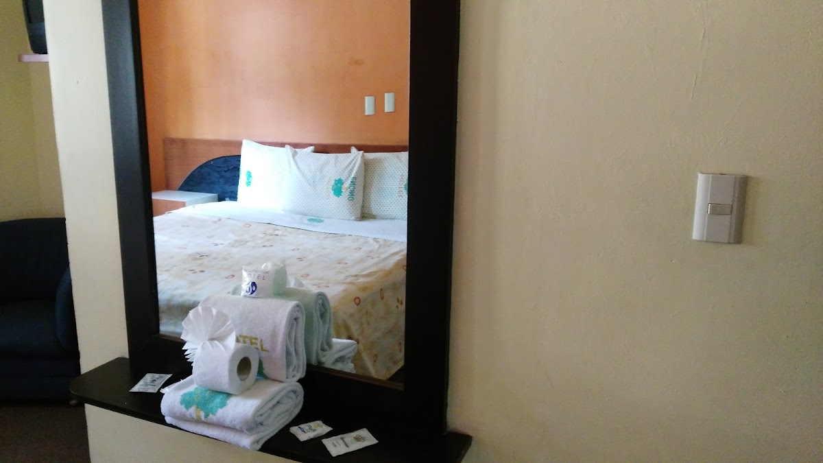 Hotel Encino gallery 8