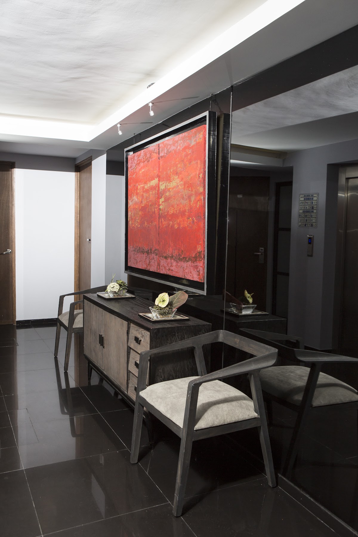 Suites Lerma gallery 10