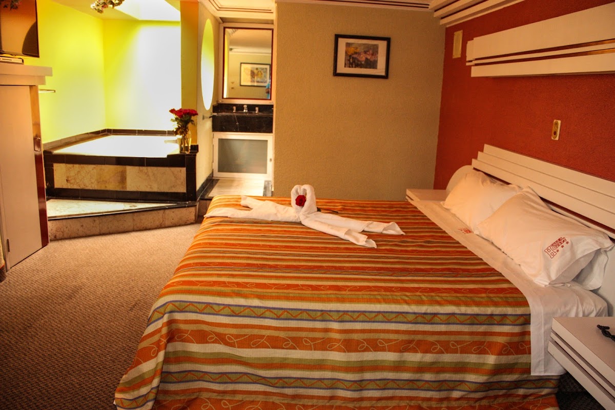 Hotel Gin gallery 3