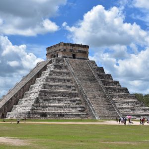 chichén itzá & cenote — photo by Christina Abken on Unsplash