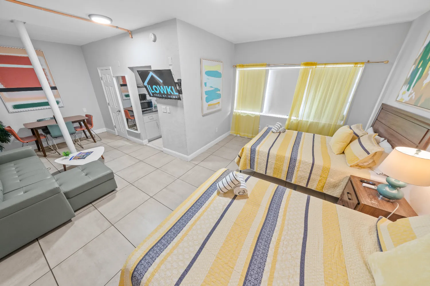 Miami International Apartments by Lowkl gallery 12