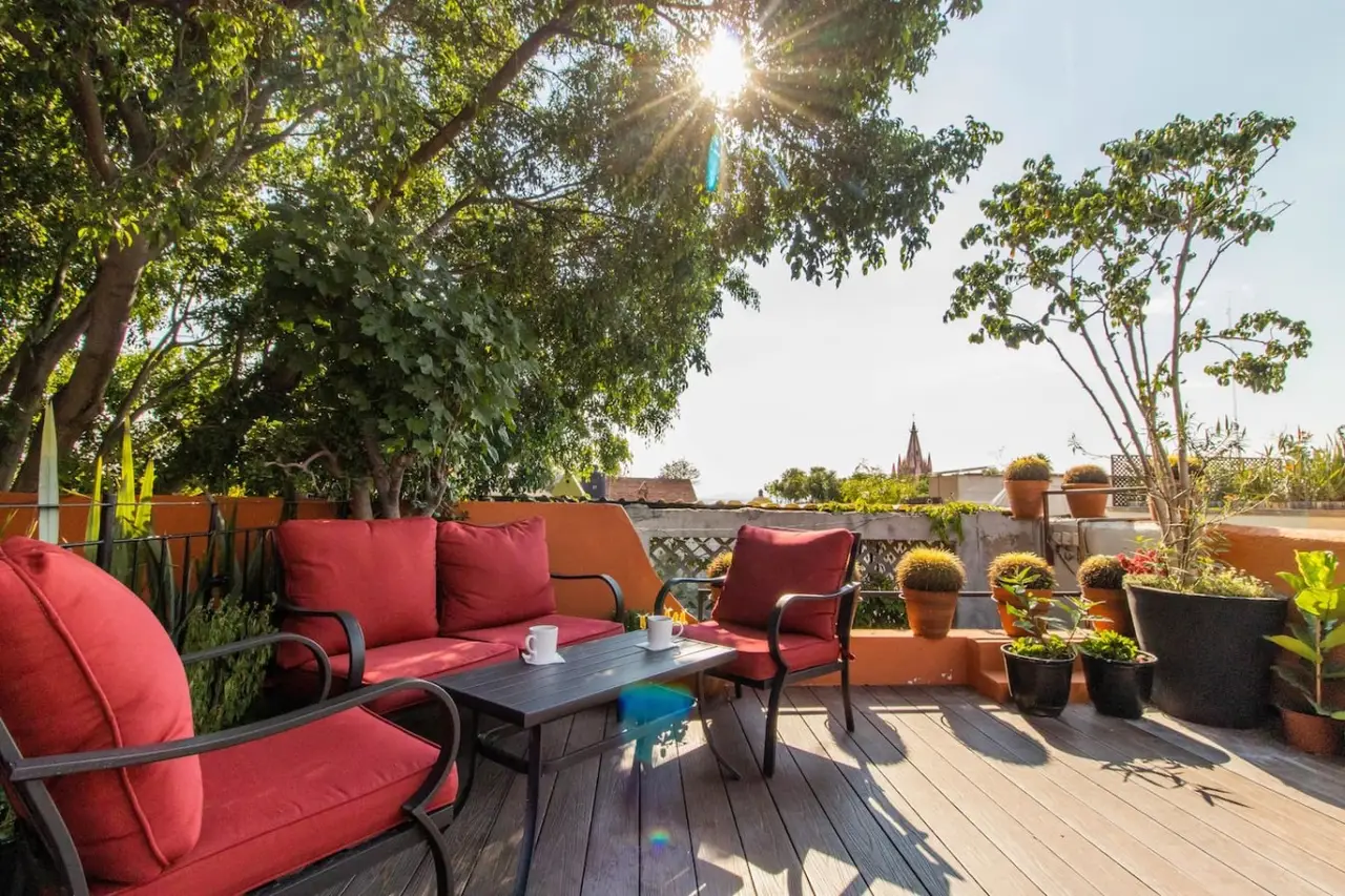 Downtown Suite w/ King Bed, AC & Steps to Sunset Rooftop gallery 7