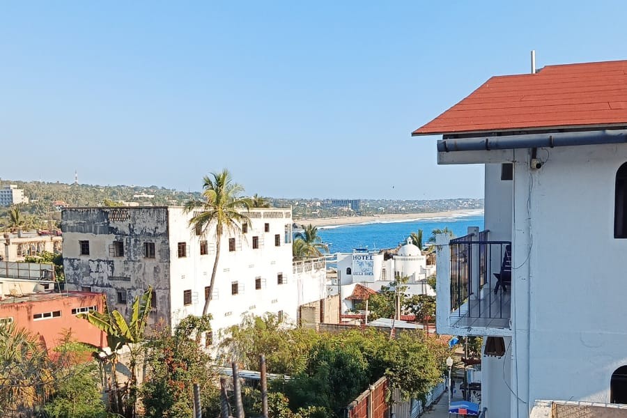 MayFlower Hotel & Hostal gallery 13