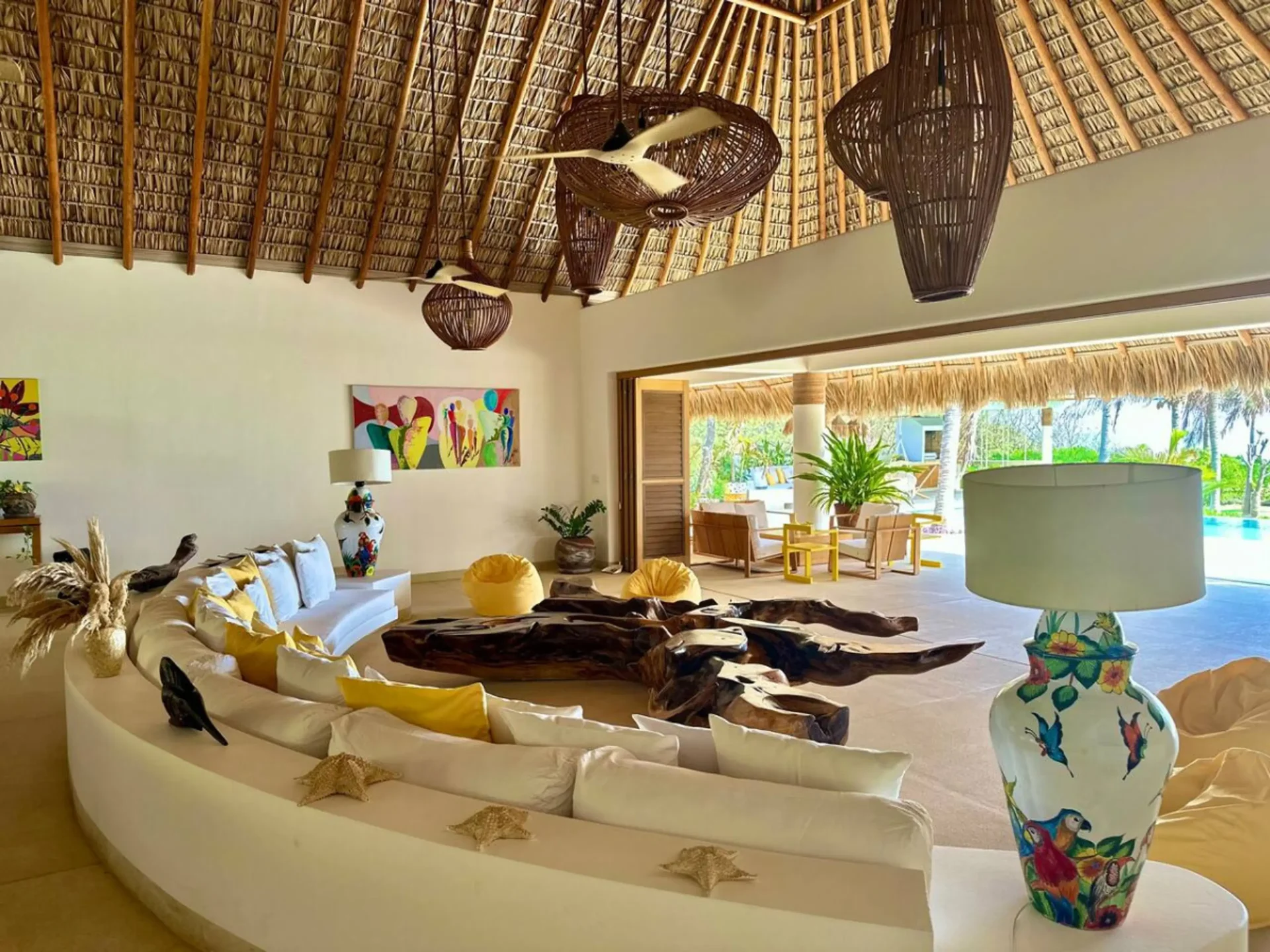 Casa Mona - Beachfront Luxury Villa gallery 6