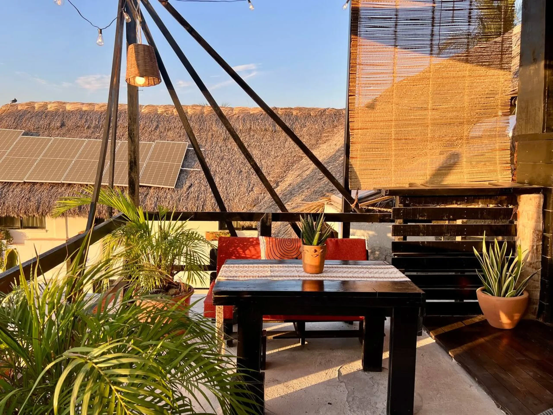 COCOS Cabin | Rooftop & Ocean View | Casa OMI #11 gallery 6