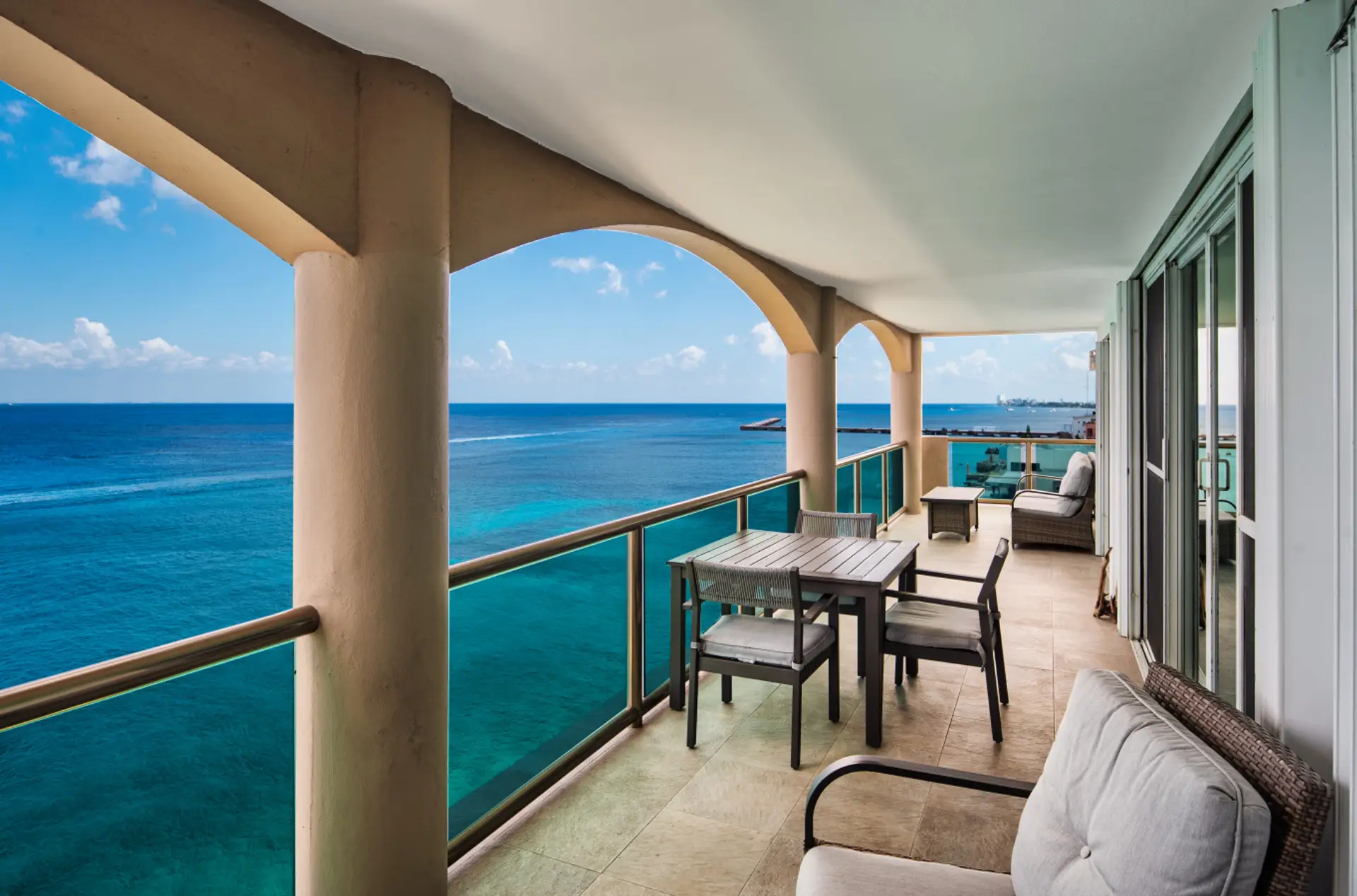 Queen of Cozumel gallery 12