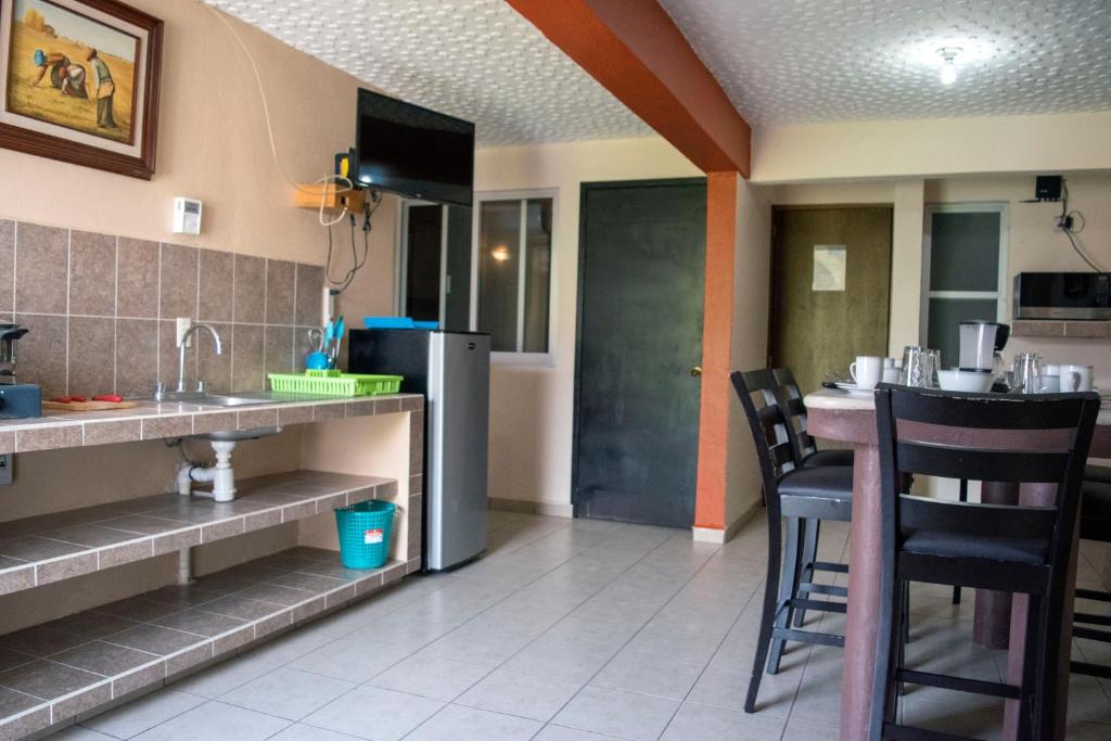 Isabel Suites Zihuatanejo gallery 13