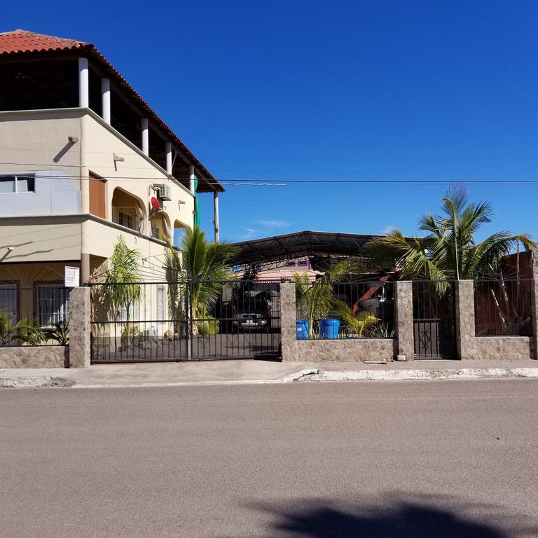 Punta Esmeralda gallery 14