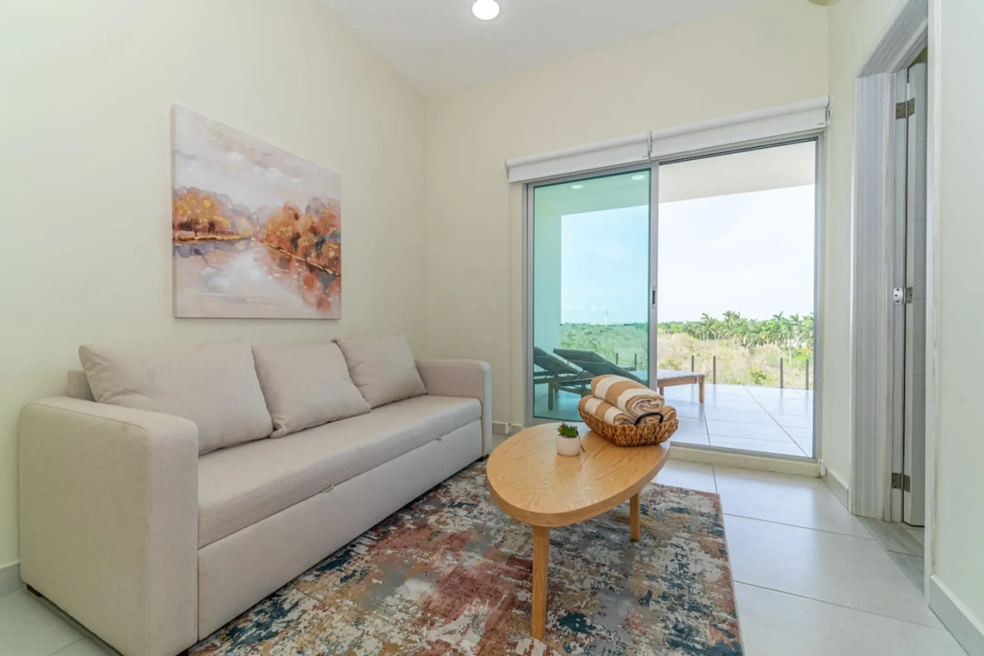 Elegant Penthouse w/ Jungle View Terrace, Pool, Jacuzzi gallery 6